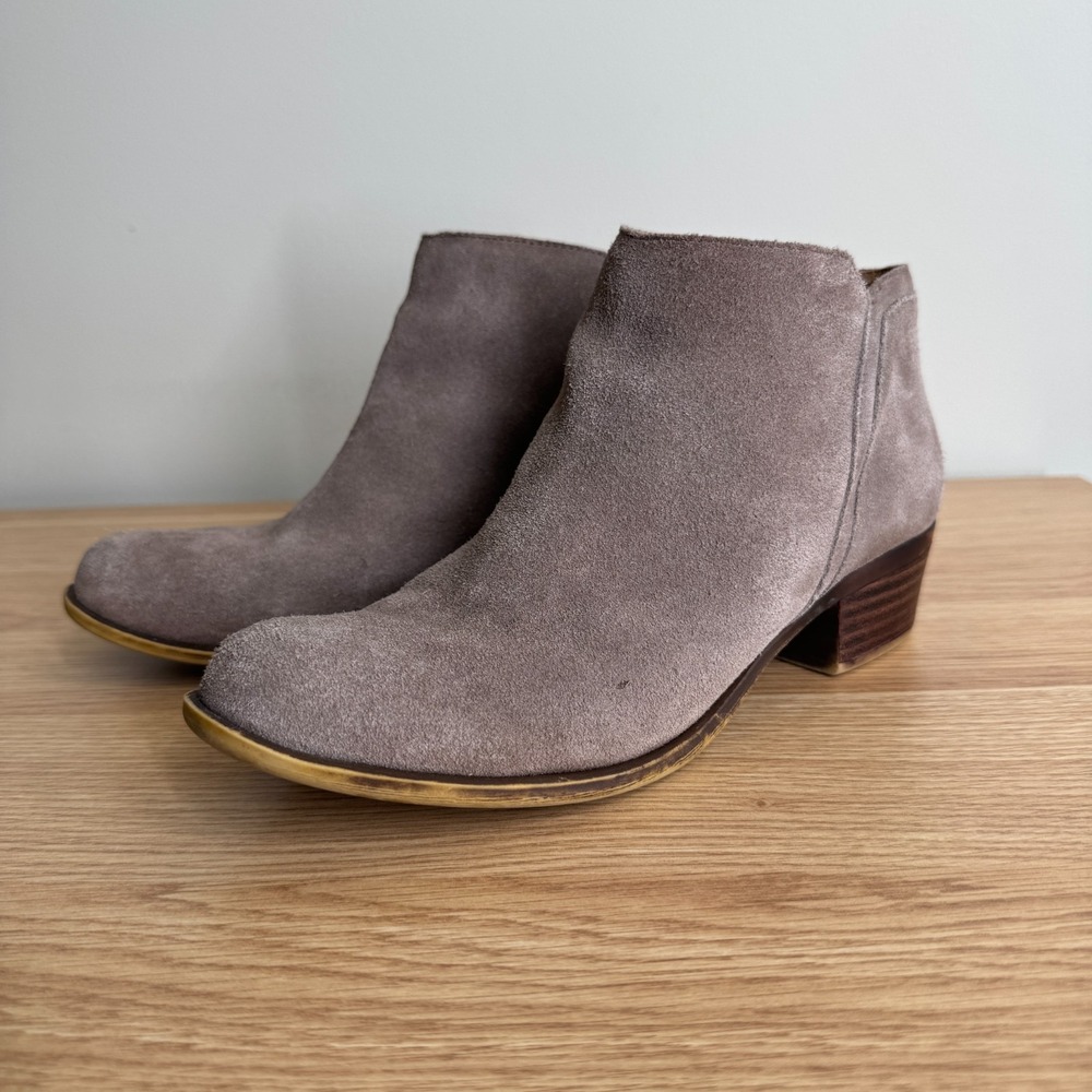 Lucky Brand 8.5 Barstyn Neutral Tan Suede Heeled Zip Side Ankle Booties